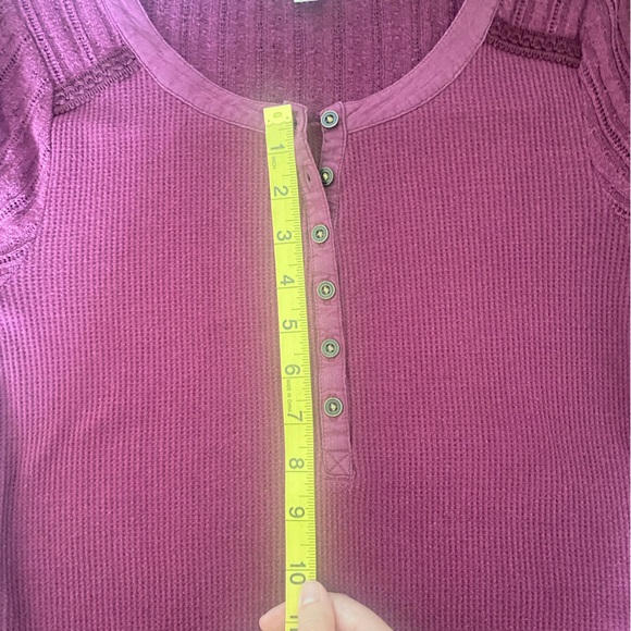 Sonoma women's burgundy long sleeve henley waffle knit size S Y2K Twilight Bella - Picture 11 of 12